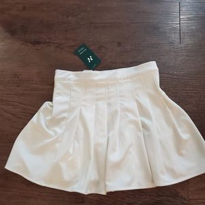 NWT white tennis skort